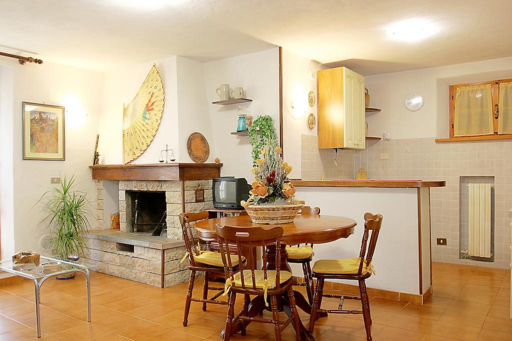 מלון סן ג'ימיניאנו Primettahouse מראה חיצוני תמונה